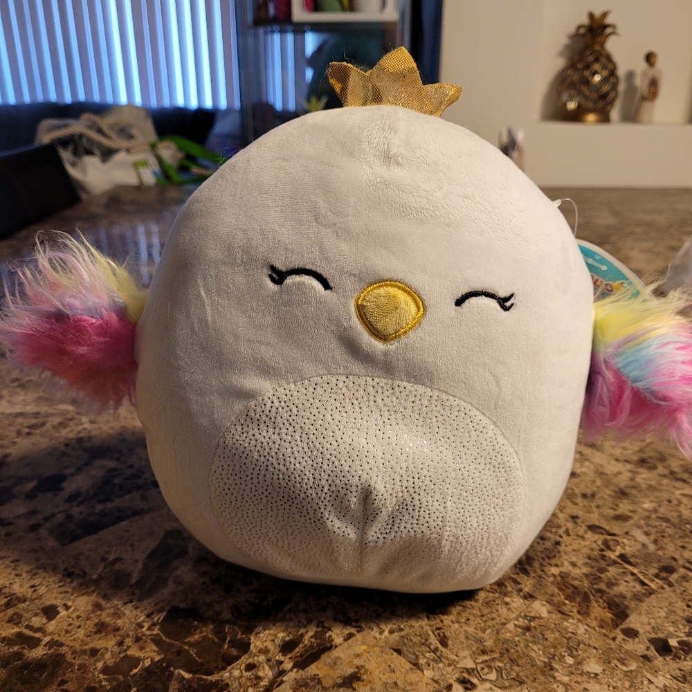Serena the Swan 5 inch squishmallow